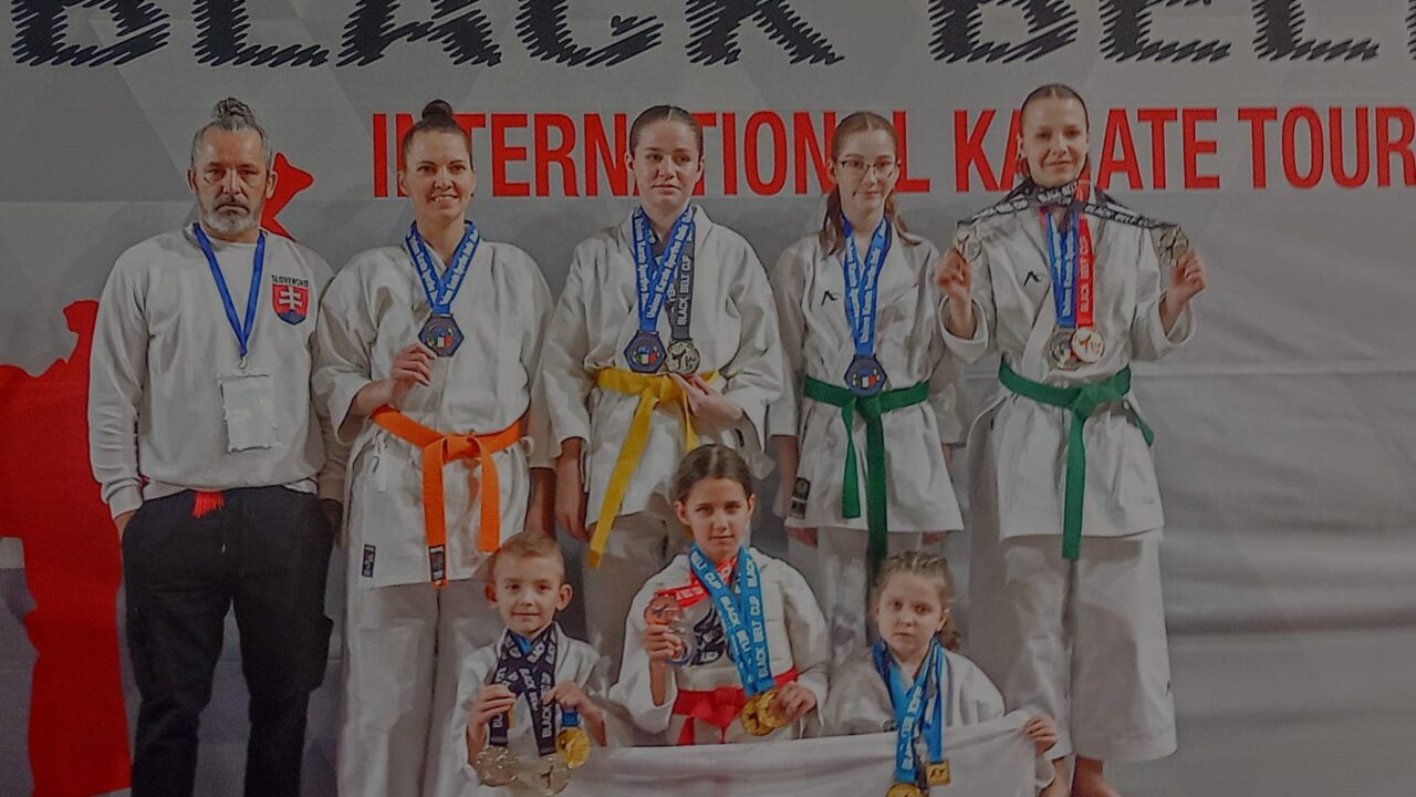 Karate klub Rovinka úšpešný na Black Belt Cupe