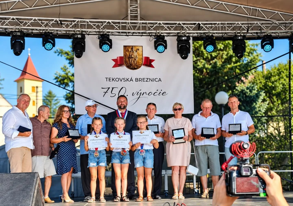 Korene karate v Tekovskej Breznici ocenili pri príležitosti 750. výročia obce